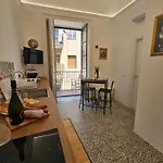 Grey House Apartmán